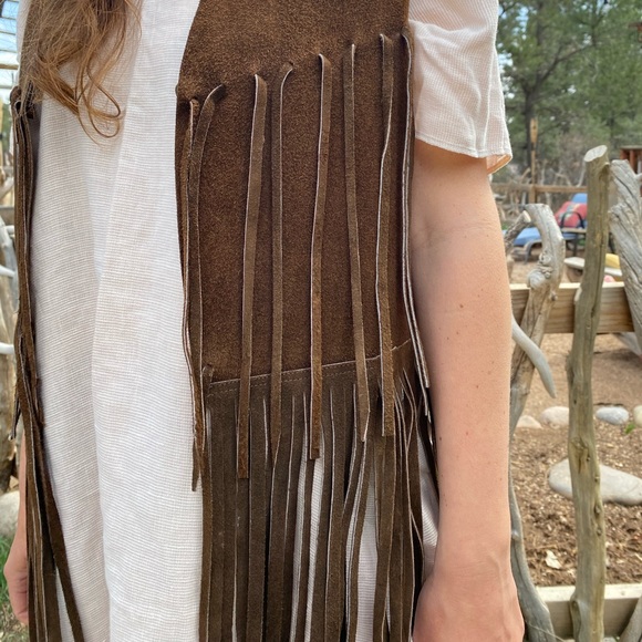 Vintage Suede Leather Fringe Vest - Picture 4 of 4